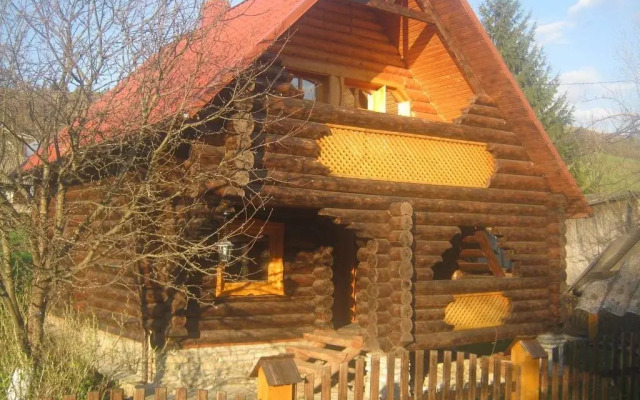 Гостиница Cottage Smerekova Hata Украина, Волосянка - отзывы, цены и фото номеров - забронировать гостиницу Cottage Smerekova Hata онлайн вид на фасад