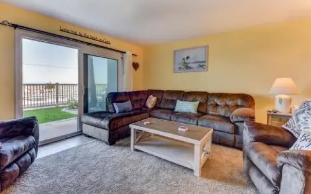 Starboard Light 7 by Distinctive Beach Rentals