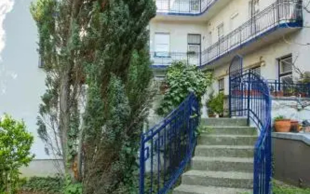 Отель Corvin Residence Венгрия, Будапешт - отзывы, цены и фото номеров - забронировать отель Corvin Residence онлайн вид на фасад