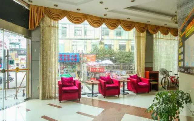 Super 8 by Wyndham Wuxi Railway Station South Square