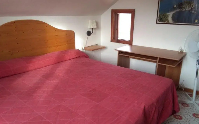 Отель Holiday Home Recanati Джардини Наксос комната для гостей