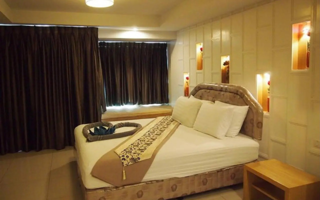 Отель Baramee-Partners Guesthouse комната для гостей