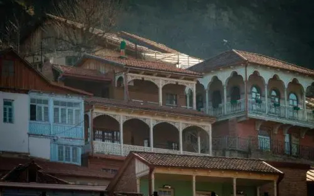 Отель Tbilisi Friendly Hostel Грузия, Тбилиси - отзывы, цены и фото номеров - забронировать отель Tbilisi Friendly Hostel онлайн вид на фасад