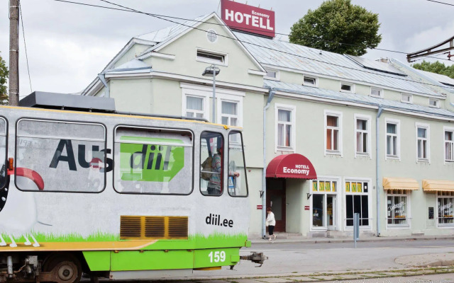 Отель Economy Hotel Эстония, Таллин - - забронировать отель Economy Hotel, цены и фото номеров городской автобус