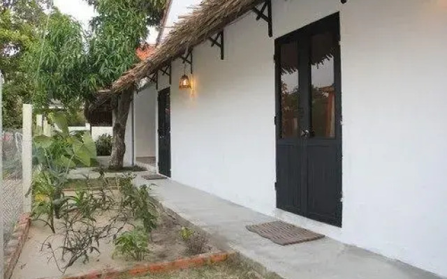 Отель An Bang Vana Villas вид на фасад