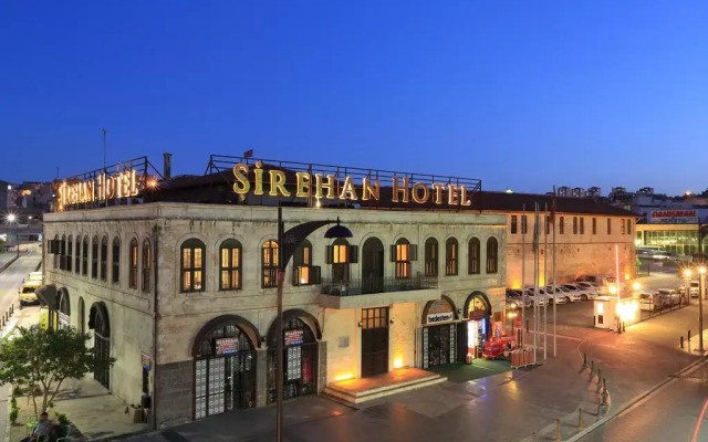 Sirehan Hotel вид на фасад