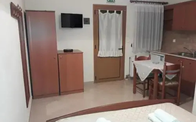 Avgi