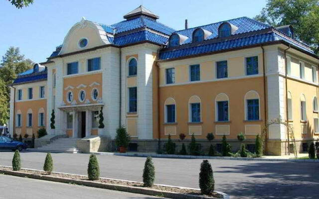 Отель Anna-Kristina Болгария, Видин - отзывы, цены и фото номеров - забронировать отель Anna-Kristina онлайн вид на фасад