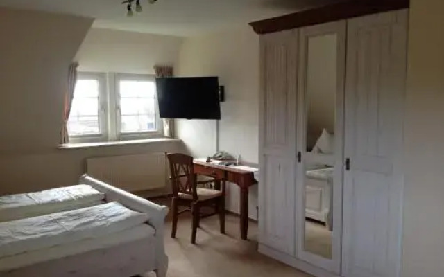 Inselhotel Kapitän Tadsen / Amrum