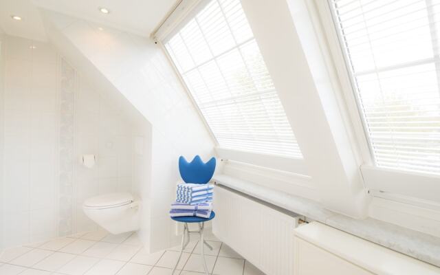 Haus Regina In Timmendorfer Strand Germany From 133 Photos