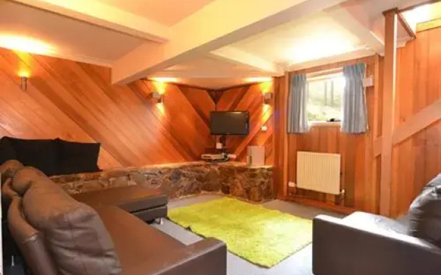 Alpine Haven 8