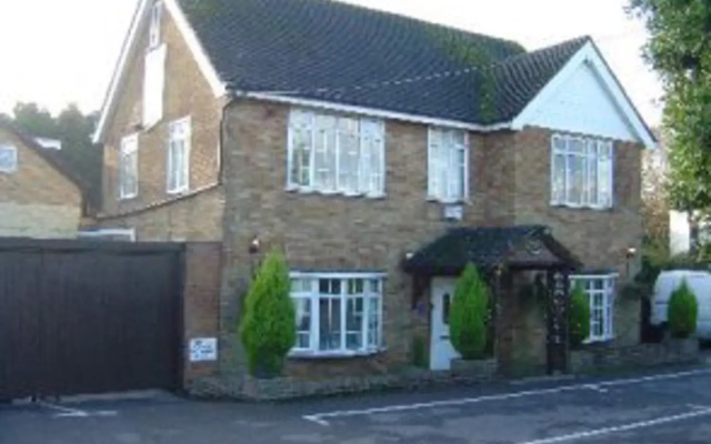 Barncroft Luxury Guest House
