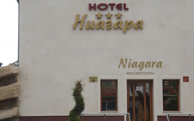 Hotel Niagara вид на фасад