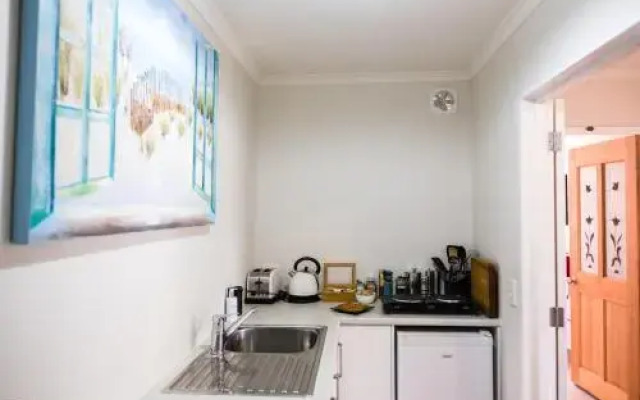 Highview Drive Apartment