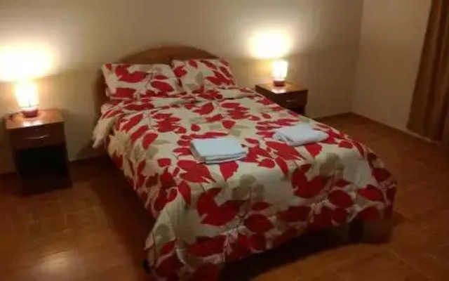 La Casa de los Trece Arcos