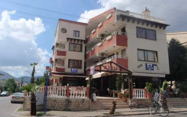 Aloe Apart Hotel вид на фасад