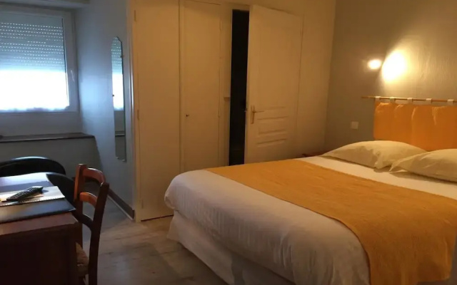 Lhotel