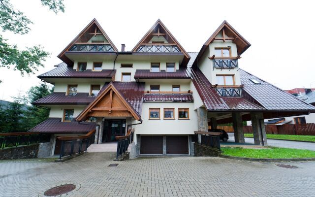 Отель Apartament Centrum Закопане вид на фасад