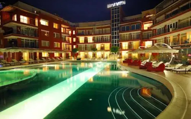 Апартаменты Heaven Lux Apartments
