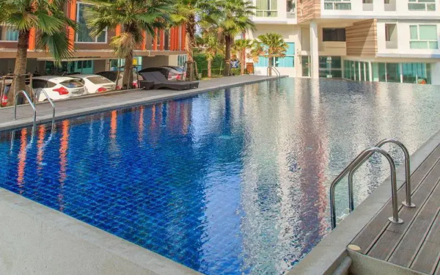 The Idol Condominium by Weerawat