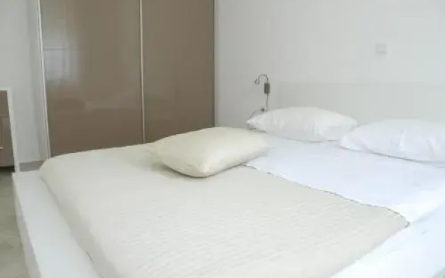 Apartments & Villa Darko