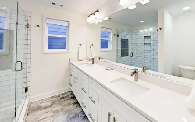Lischey - 3 Br Home