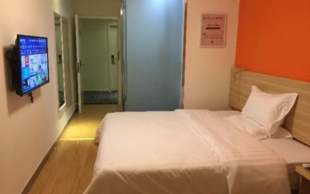 Отель 7 Days Inn Shenzhen Nanshan Xili Chaguang Subway Station Branch Шэньчжэнь комната для гостей