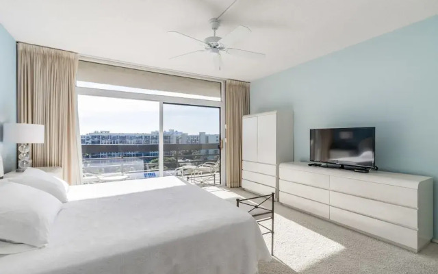 Longboat Key 07 - 2 Br Condo