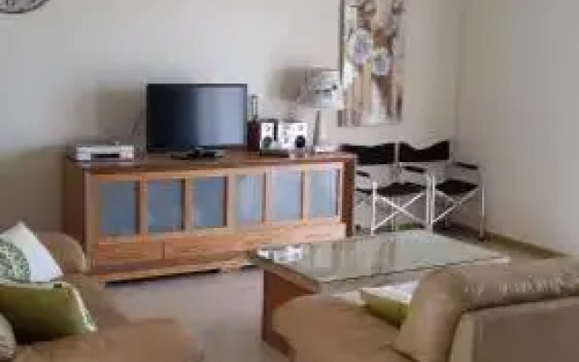 Seafront Unit 25