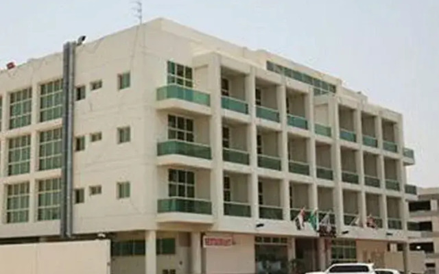 Richmond Hotel Apartments вид на фасад