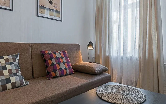 Гостиница City of Rivers Near Hermitage 2 Rooms в Санкт-Петербурге отзывы, цены и фото номеров - забронировать гостиницу City of Rivers Near Hermitage 2 Rooms онлайн Санкт-Петербург комната для гостей