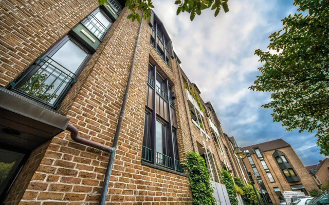 Отель Lakeside Flat вид на фасад