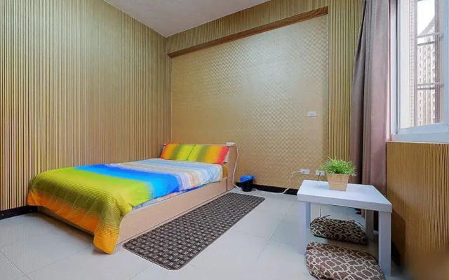 Ji Fong Men B&B