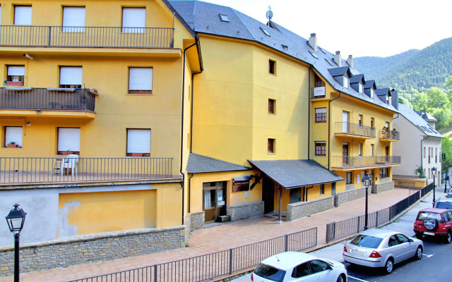 Апартаменты Apartments Somni Aranès вид на фасад