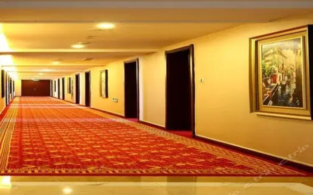 Zhonghe Yixuan Hotel