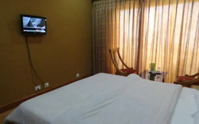 Hotel Vishaka Palace