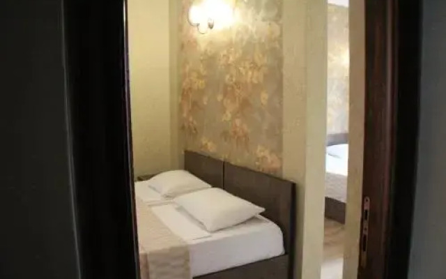 Hotel Chero