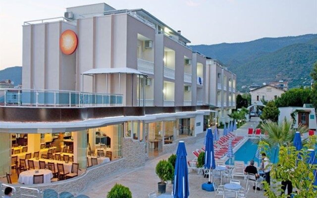 Dogan Beach Resort & Spa Hotel 0
