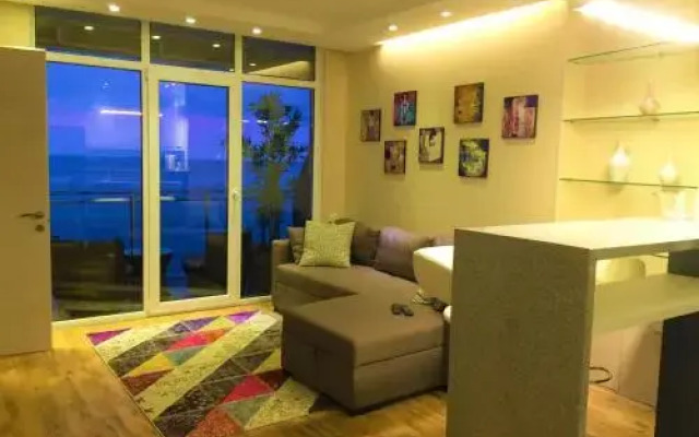 Seafront Suites 17