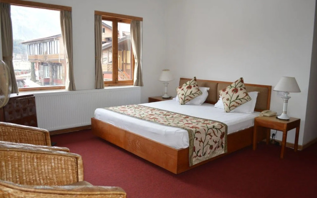 Aksa Resort Pahalgam