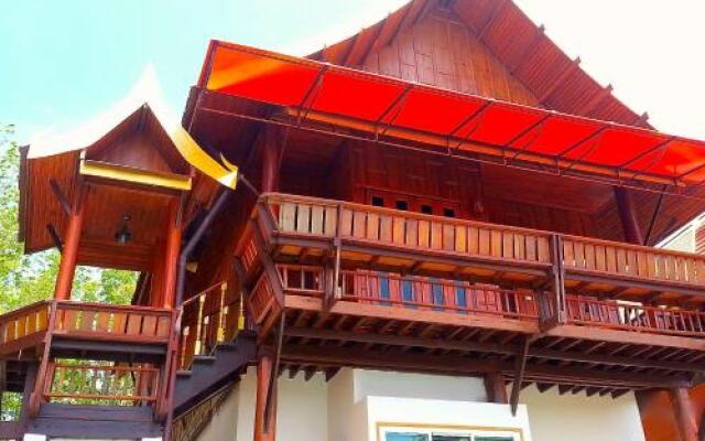 Отель Golden Pool Villas Ланта вид на фасад