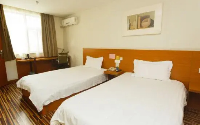 Ningbo Chenghuangmiao Guangcheng Hotel