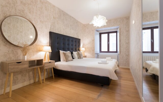 Апартаменты Chiado Modern Three-Bedroom Apartment - by LU Holidays комната для гостей