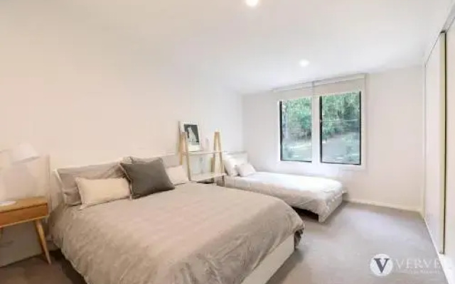 Myers Road Vineyard plus Guesthouse