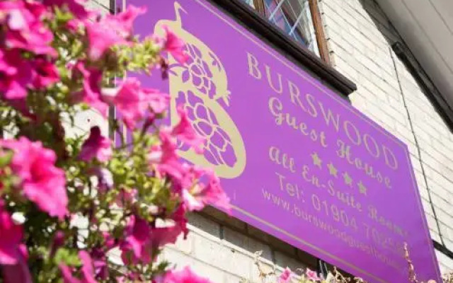 Отель Burswood Guest House вид на фасад