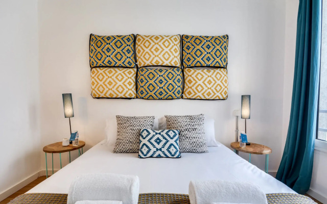 Апартаменты Sweet Inn Apartments- Galeries Lafayette Saint Lazare Париж вид на фасад