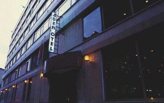Aden Hotel вид на фасад