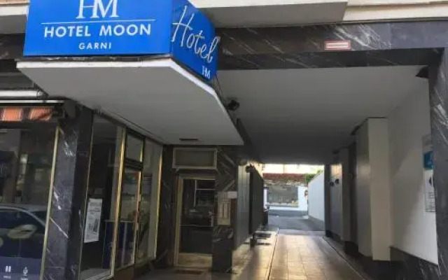 Hotel Moon вид на фасад