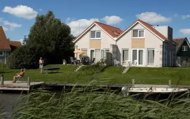 Apartment Beach Resort Makkum