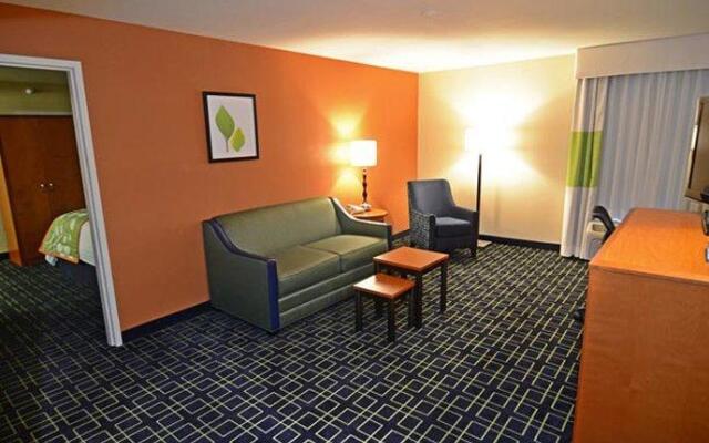 Fairfield Inn & Suites Anaheim Buena Park/Disney North 2